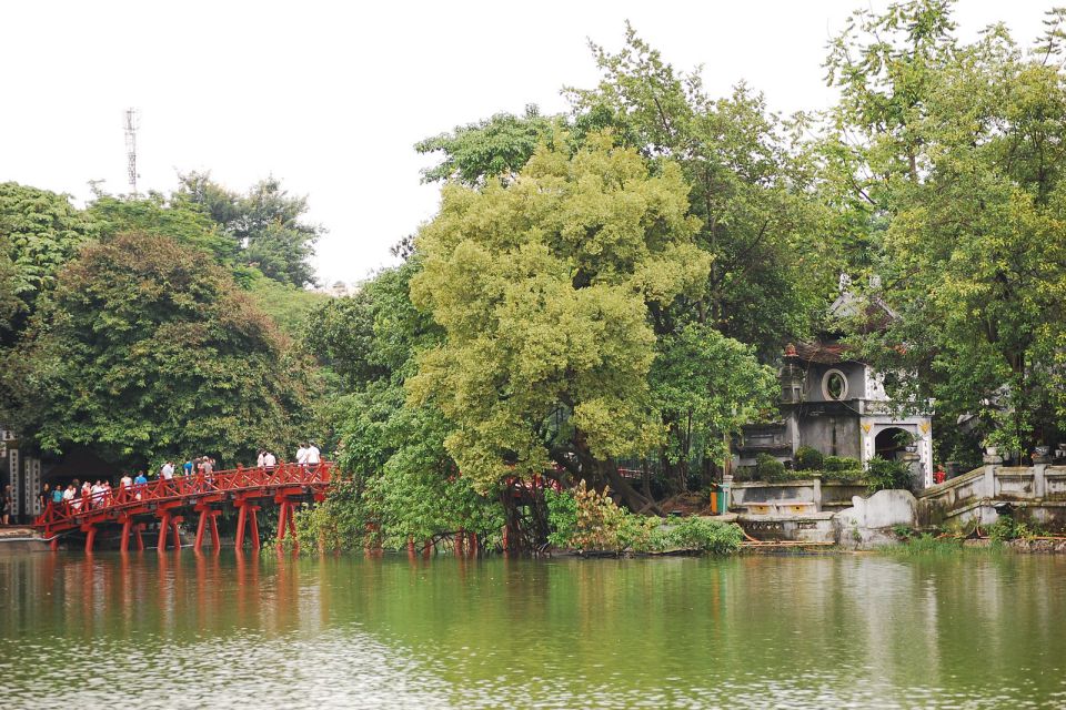 Ngoc Son Temple - Hoan Kiem Lake