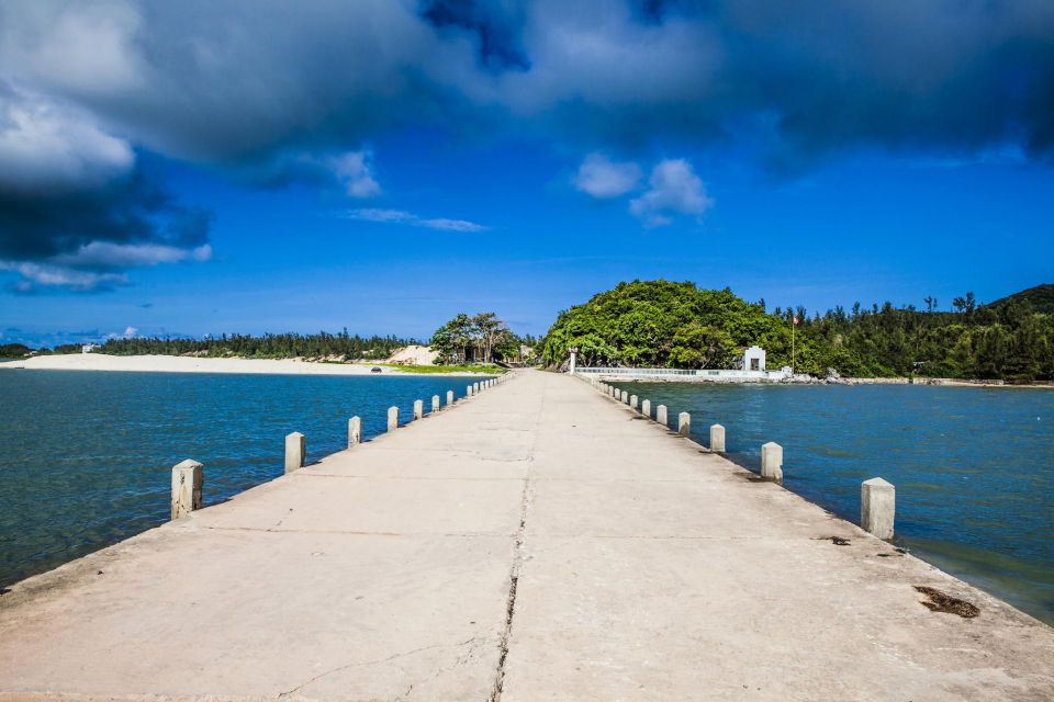 Quan Lan Island - Bai Tu Long Bay