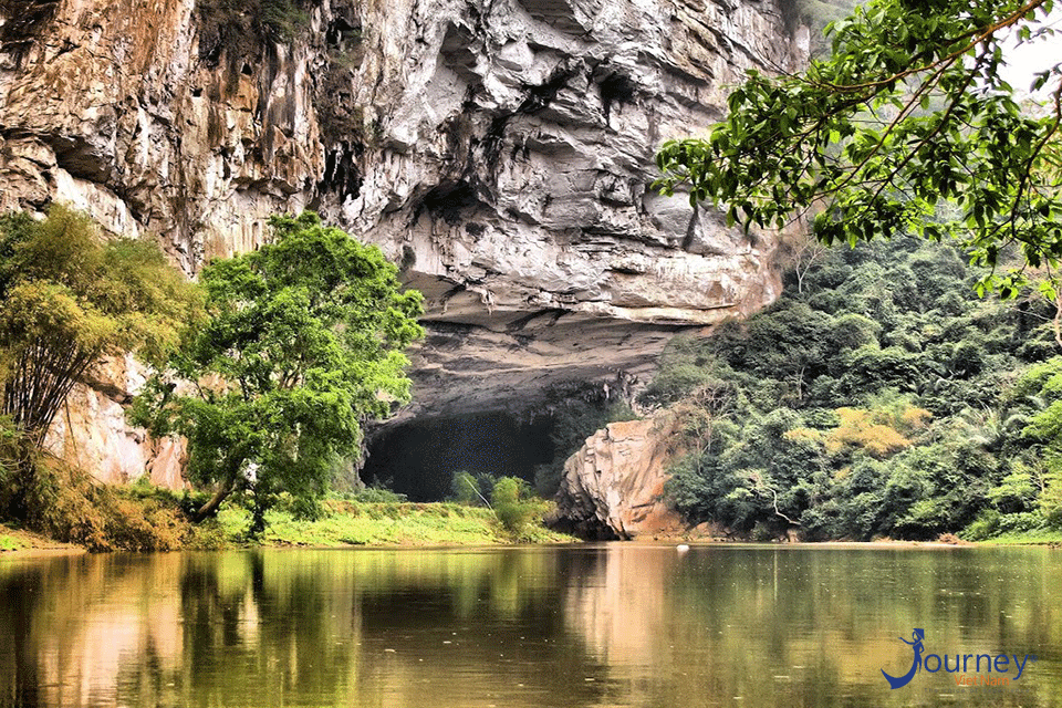 Puong Cave