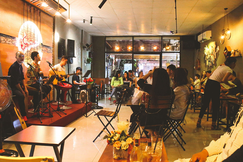Acoustic Café In Vung Tau