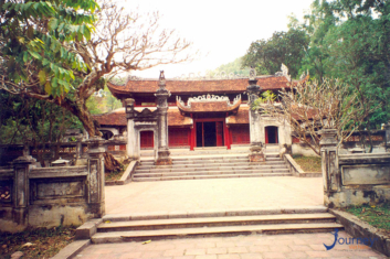 Phu Dong Temple - Spiritual Journey