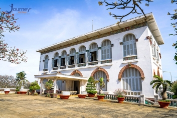 White Villa In Vung Tau